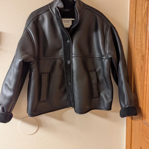 Women's Black Jacket - Picture 1 of 4